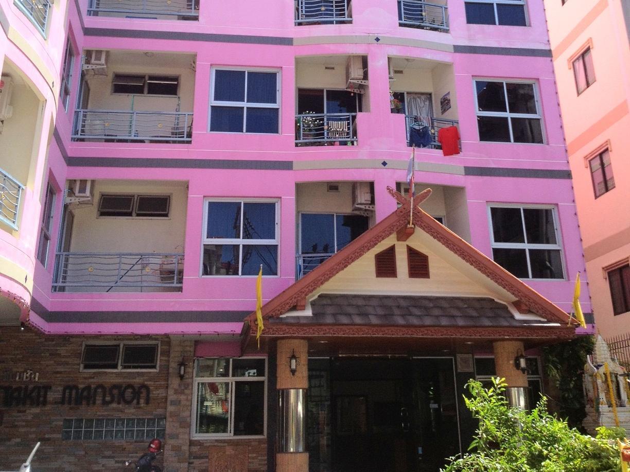 Rattakit Mansion Aparthotel Pattaya Buitenkant foto